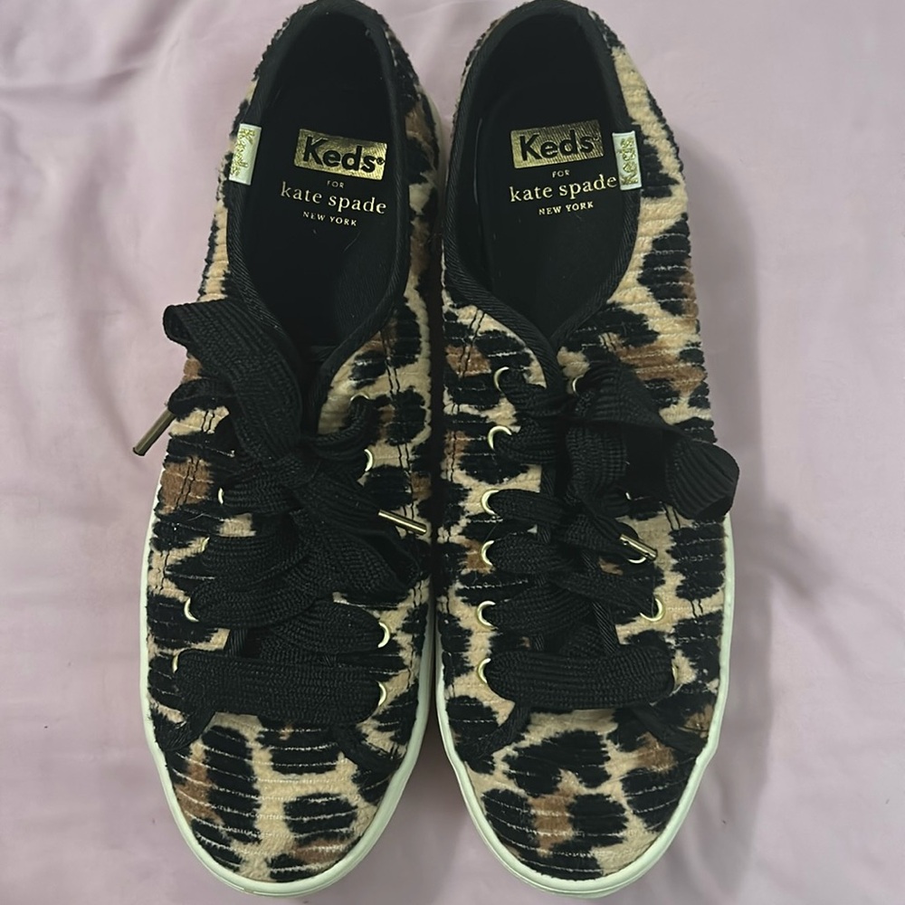 Like new! Keds x Kate Spade leopard Print Sneakers. Black and tan. Size: 6.5